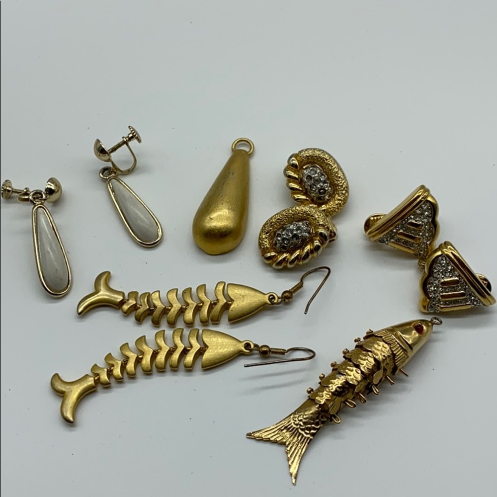 Vintage earrings fish
